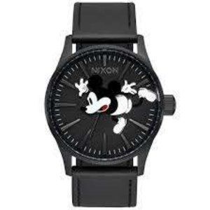 Nixon XDisney Arrow Mickey Mouse Watch